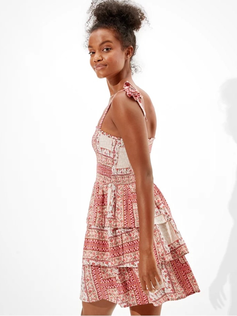 American Eagle Outfitters Pink & Cream Floral Smocked dress Medium